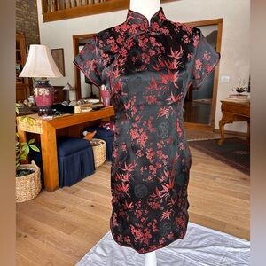 Classic Black & Red Cheongsam / Qipao Dress | Frog Closures | Size M